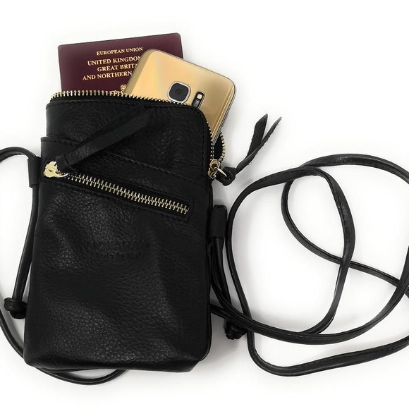 Handbags - Small Crossbody Passport Travel Bag 🛫
